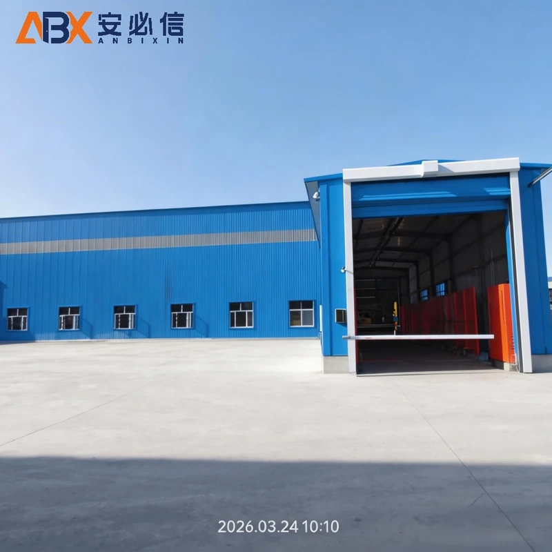 十堰市高速堆积门